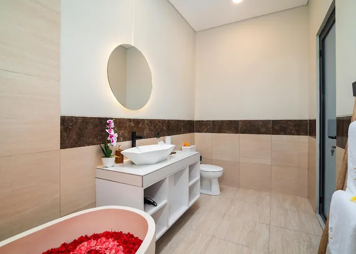 A'rose Villa *